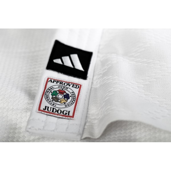 Кимоно для дзюдо Champion III Slim Fit с лицензией IJF | белый/черные полосы | ADIDAS  J-IJF-1-AD0011332