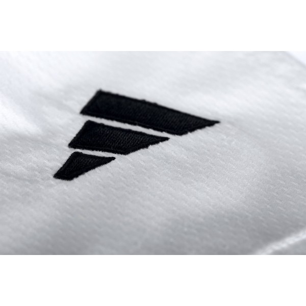 Кимоно для карате Adidas Fighter Slim Fit с лицензией WKF | белое | K220DNAWKF