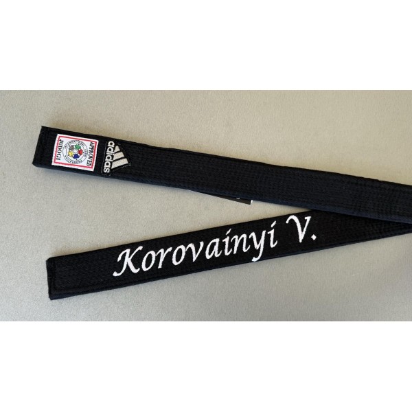 Вишивка на поясах для дзюдо та інших єдиноборств